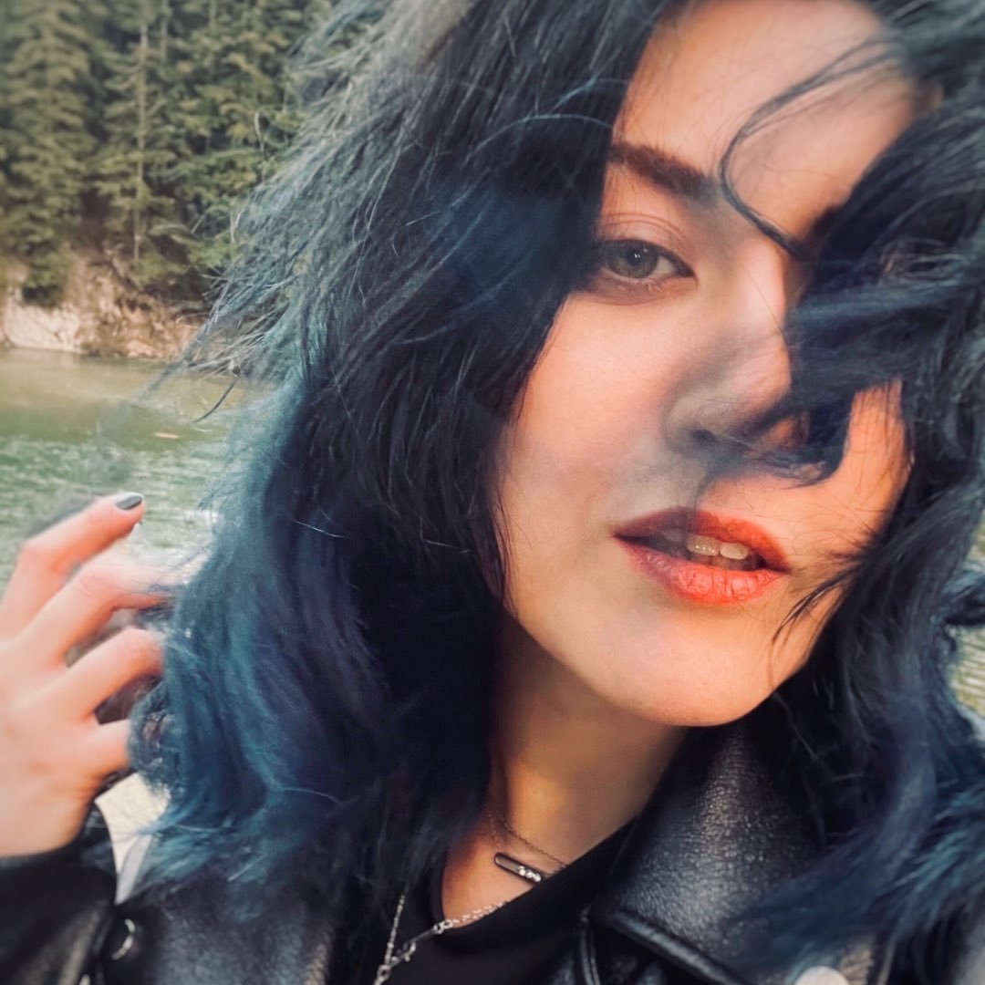 Sadece-öylesine yazıştığım kız